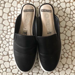 LifeStride Revolution! Slip-on Sneakers